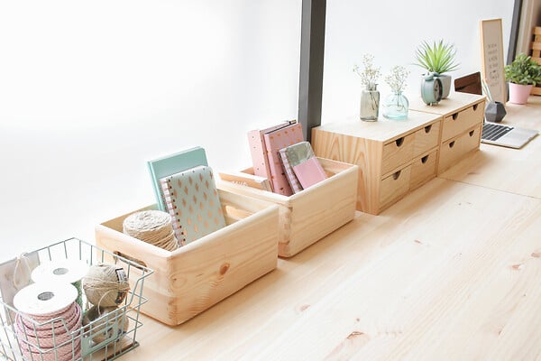 8422341499947 - Boîte de rangement en pin mas