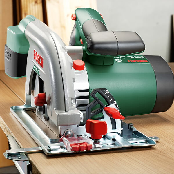 Scie circulaire PKS 66-2 AF - 1600W BOSCH DIY
