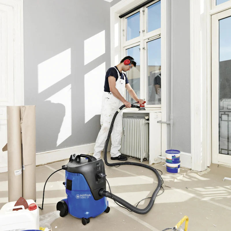 Aspirateur eau et poussière monophasé AERO 21-01 PC EU - NILFISK PRO - 107406600
