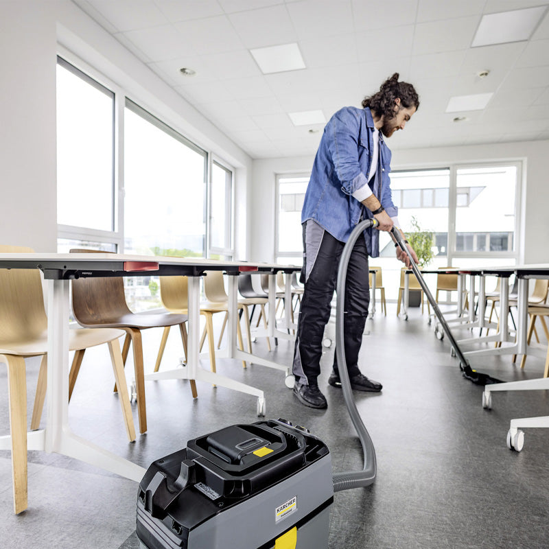 Aspirateur KÄRCHER T 10/1 BP Pack Hepa (avec batterie + chargeur) - 9.568-933.0