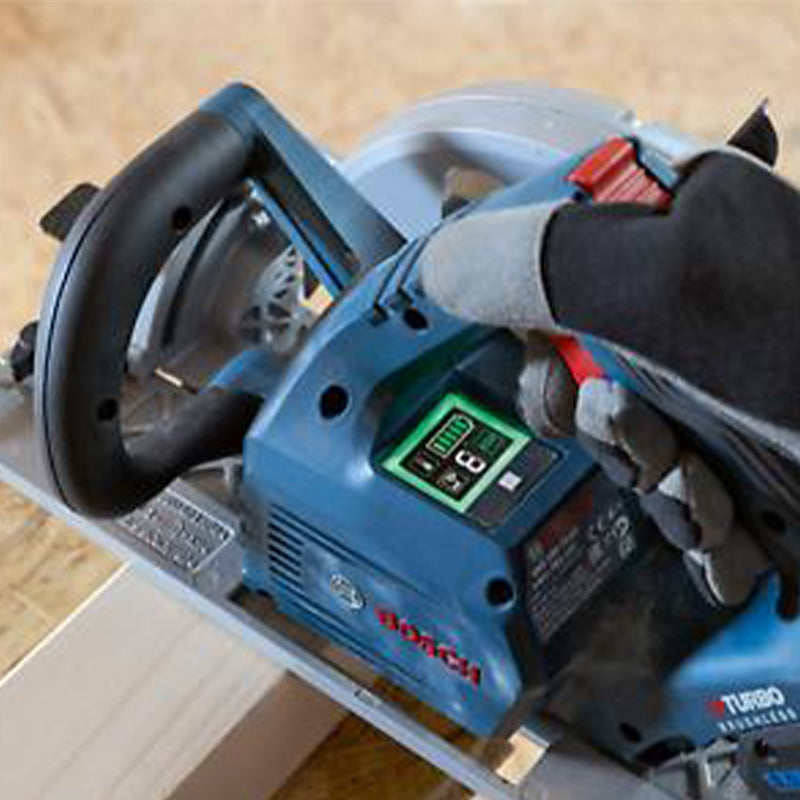 Pack 3 outils 18V BOSCH : GSB 18V-110C + GKS 18V-68GC + GSA 18V-28 + 1 batterie 4,0 Ah (ProCORE) + 2 batteries 5,5 Ah (ProCORE) + GAL 1880CV (L)