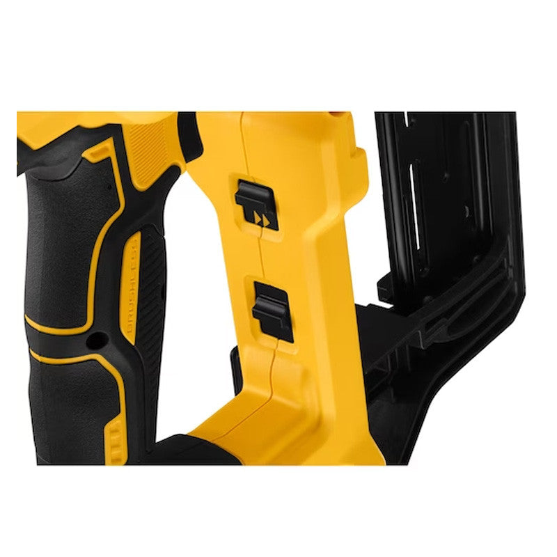 Agrafeuse pour clôture 18V DEWALT DCFS950P2-QW avec coffret et 2 batteries 5,0 Ah