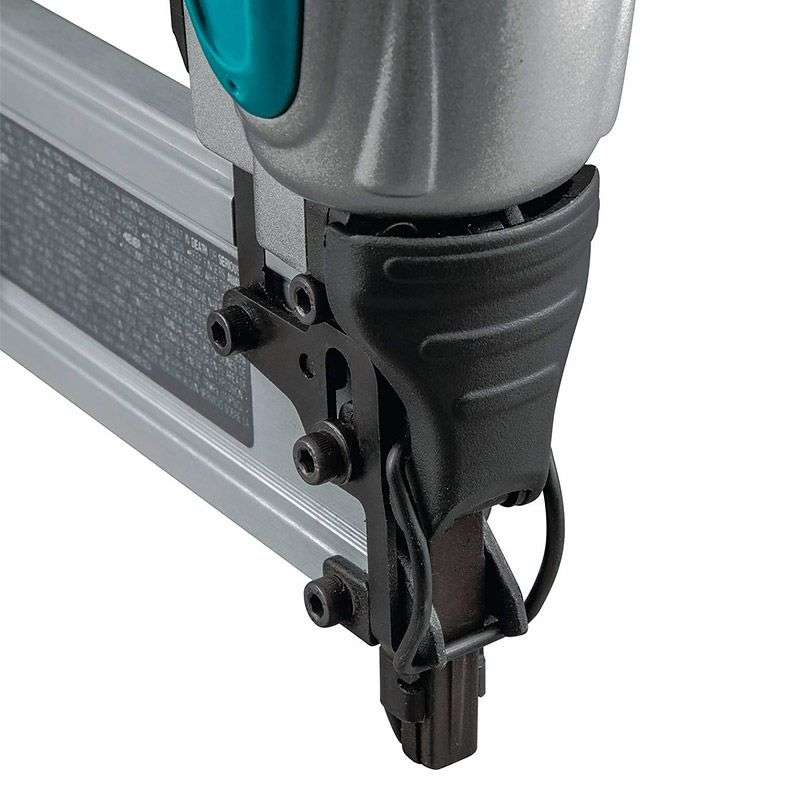 Cloueur pneumatique MAKITA AF506 8 bar 50mm