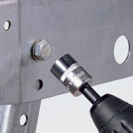 Pack de 4 douilles WOLFCRAFT 2413000 7/8/10/13 mm + adaptateur