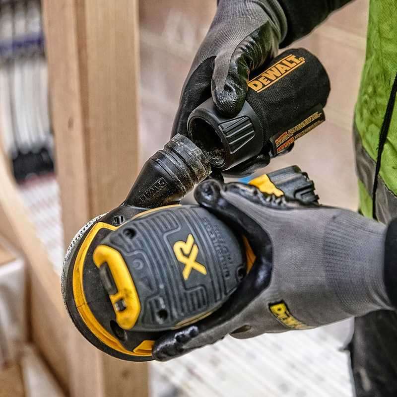 Ponceuse excentrique Ø125mm 18V DEWALT DCW210NT-XJ avec coffret