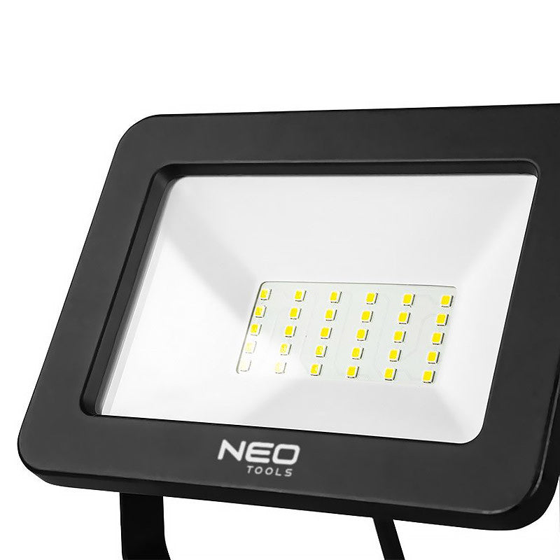 Projecteur double sur trépied NEO TOOLS 99-062 SMD 2x50W 9000LM