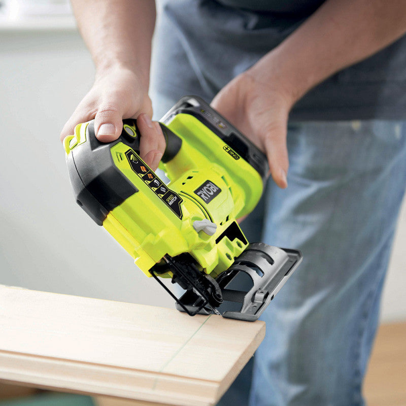 Scie sauteuse pendulaire RYOBI R18JS-0 18V One+ (vendu sans batterie)