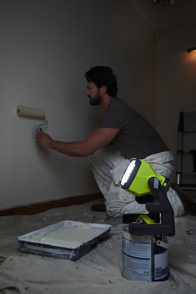 Projecteur LED 1800 lumens ONE+ - 18V