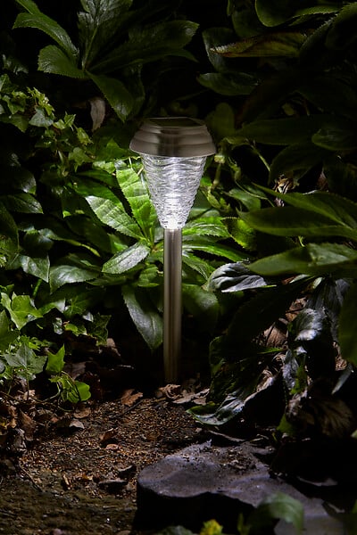 Spot solaire Mira 3L Pagoda Light - 3 lumens