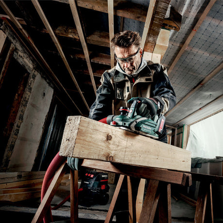 Rabot 82mm METABO 18V SANS FIL HO 18 LTX 20-82 (vendu sans batterie) + coffret Metaloc