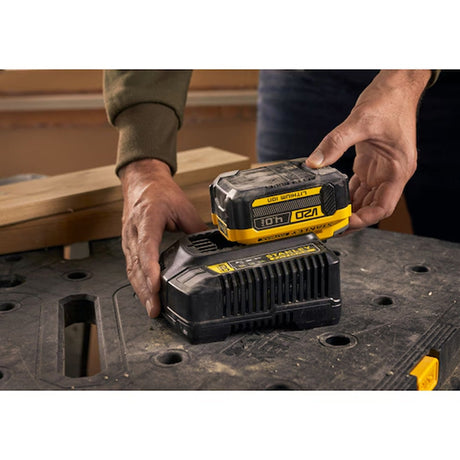 Batterie 18V 4Ah STANLEY FATMAX V20 - SFMCB204-XJ