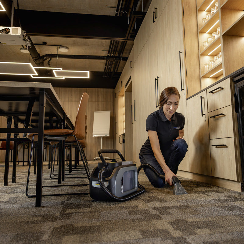 Appareil d'injection / extraction KÄRCHER Puzzi 2/1 Bp Pack (avec chargeur + batterie)