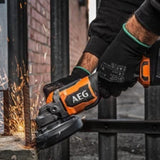 Meuleuse AEG BEWS18-125BL LI-502C 125mm 18V BRUSHLESS avec 2 batteries 5Ah + chargeur en coffret
