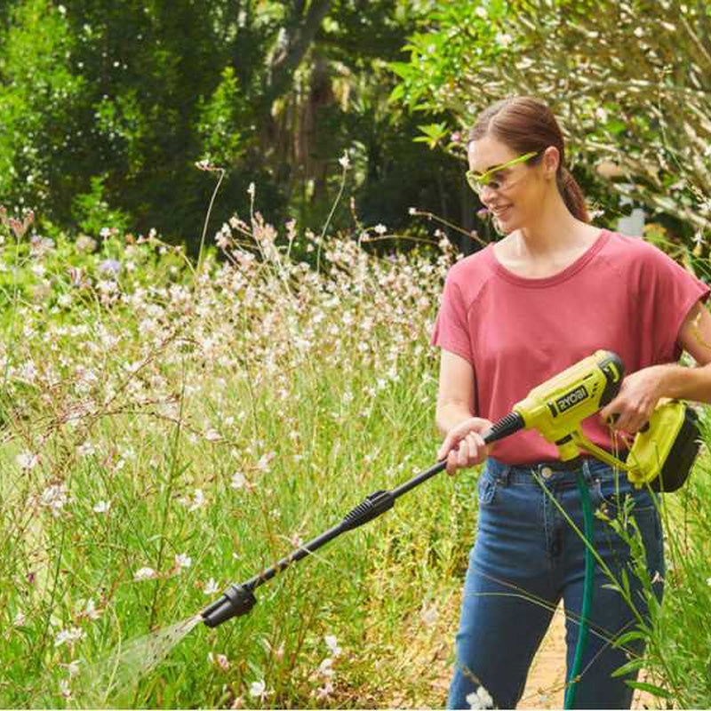 Pistolet à pression 18V - RYOBI RY18PW22A-125 - 22 bars - 182 L - buse 3-en-1 - kit de siphonnage 6 m inclus avec crépine et filtre intégrés - 1 batterie lithium+ 18V 2,5 Ah et 1 chargeur 1,5 A