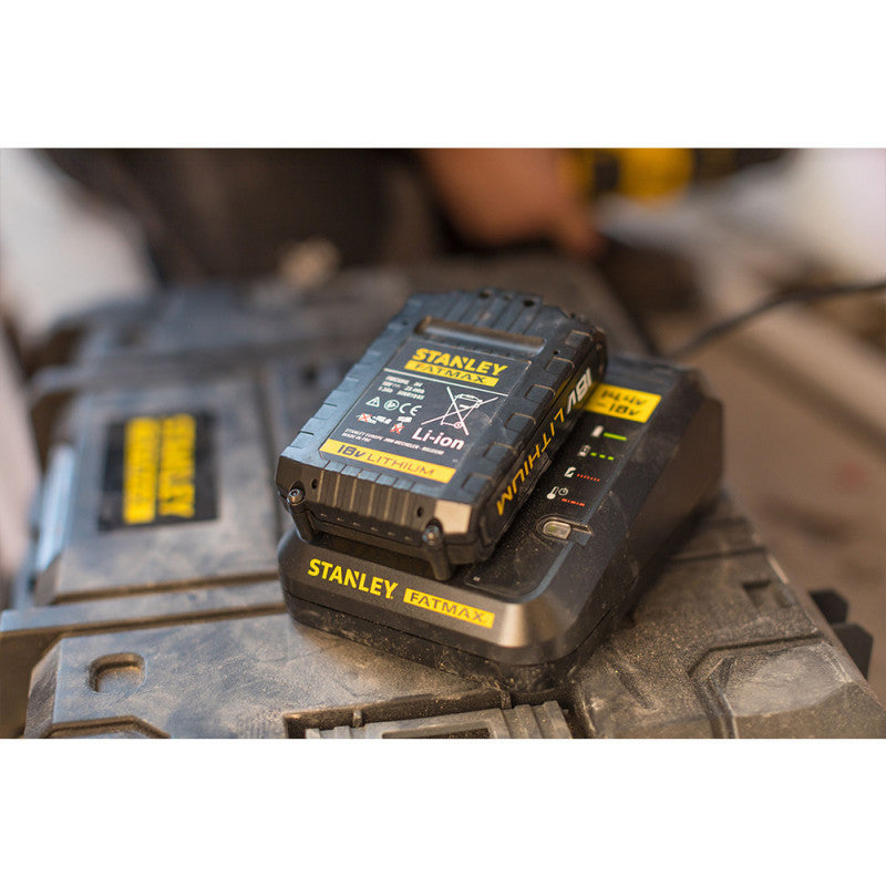 Chargeur STANLEY FMC692L FATMAX 14,4 V a 18V - 2Ah