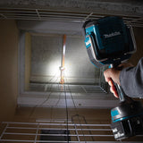 Lampe torche led LXT MAKITA DEBDML812 18V (vendu sans batterie)