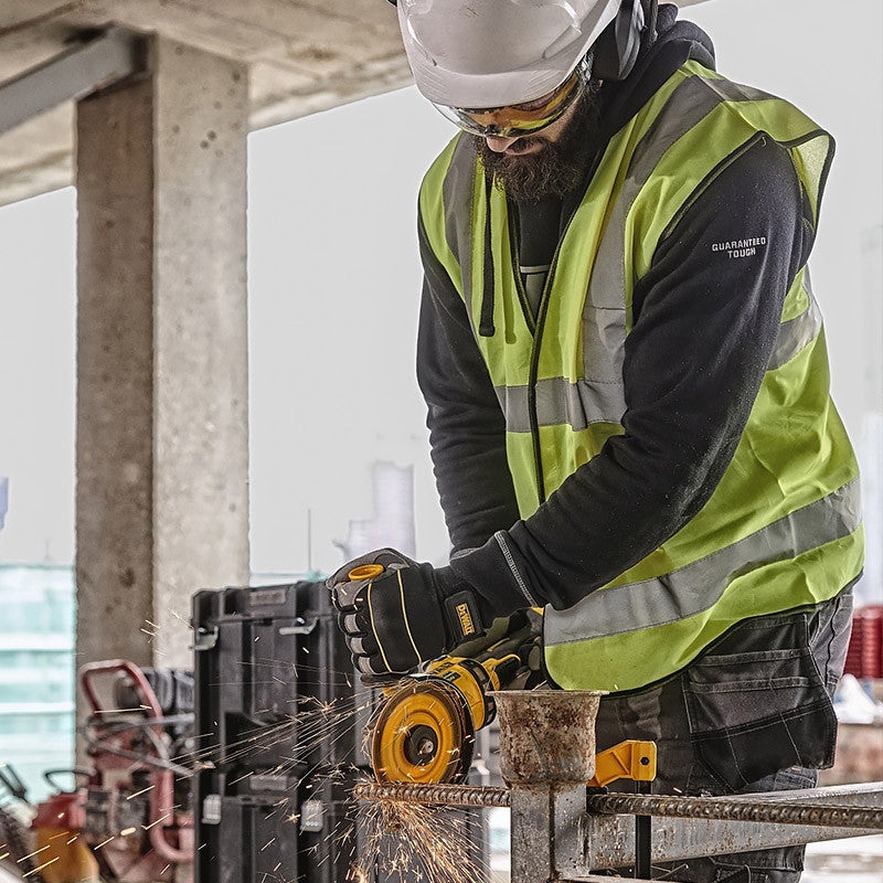 Meuleuse Ø125mm 54V DEWALT DCG418T2-QW avec coffret et 2 batteries 6,0 Ah FLEXVOLT