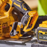 Scie circulaire XR 18V ADVANTAGE Brushless 190 mm  DCS573NT-XJ