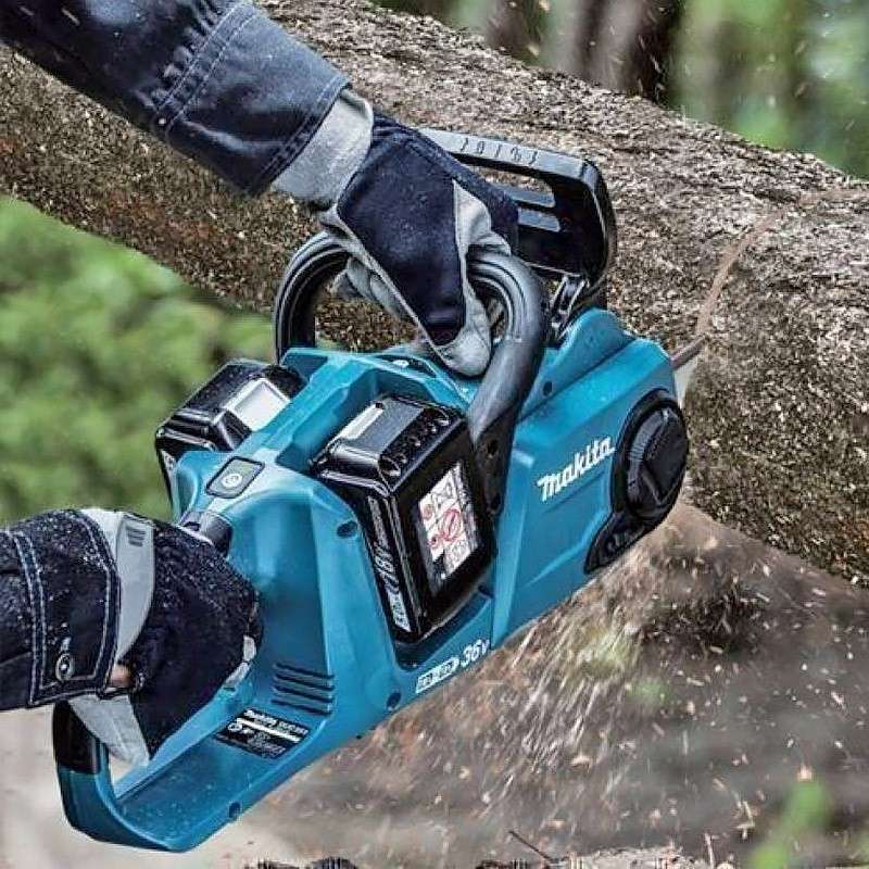 Tronçonneuse MAKITA DUC353Z 36 V (2 x 18 V) Li-ion 35 cm (machine nue)